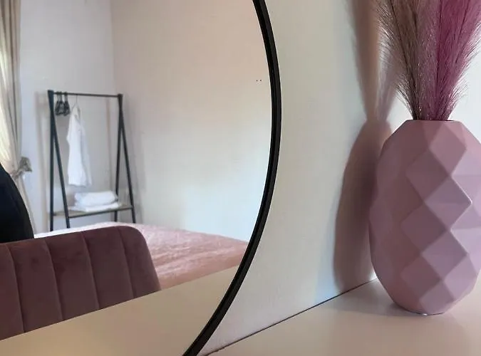 E L Urban Villa. Villa Epanomi