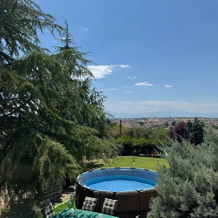 וילה E L Urban Villa. אפאנומי