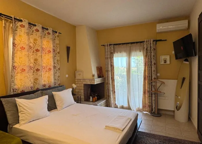 别墅 E L Urban Villa. 埃帕诺米