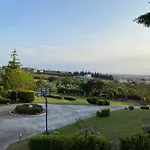 Villa E L Urban Villa. *